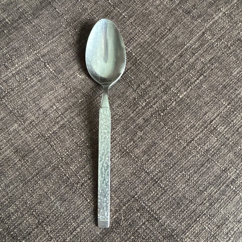 1‎ Teaspoon Ekco Eterna EKS2 20969 EKSEKS2 Hammered Glossy Textured Stainless